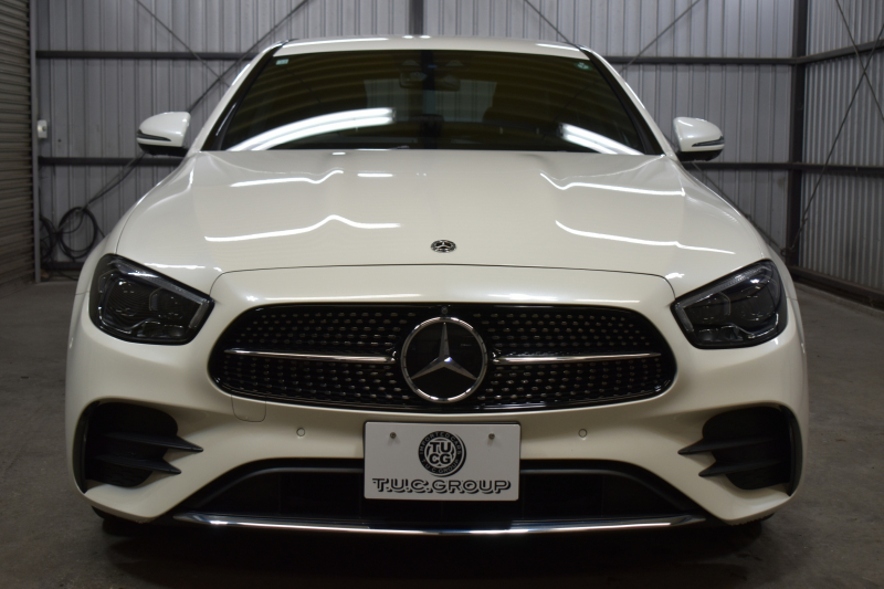 メルセデスベンツ Eクラス E200 ｽﾎﾟｰﾂ ｴｸｽｸﾙｰｼﾌﾞAMGﾗｲﾝｲﾝﾃﾘｱP ﾚｰﾀﾞｰｾｰﾌﾃｨP 後期型 MEｺﾈｸﾄ 燃費13.1KM 全席ﾋｰﾀｰ黒革 ﾃﾞｨｽﾄﾛ BSM Lﾁｪﾝｼﾞ AMGｴｱﾛ19AW ｷｰﾚｽGO ﾊﾟｰｸﾄﾛ HUD ﾌﾞﾙﾒS ﾏﾙﾁｶﾗｰｱﾝﾋﾞｴﾝﾄ 対話式ﾅﾋﾞ 360ｶﾒﾗ 2年保証