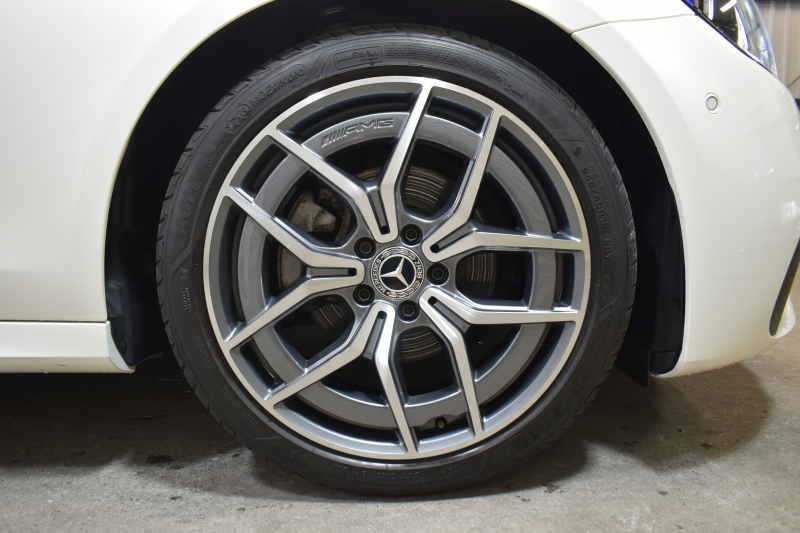 メルセデスベンツ Eクラス E200 ｽﾎﾟｰﾂ ｴｸｽｸﾙｰｼﾌﾞAMGﾗｲﾝｲﾝﾃﾘｱP ﾚｰﾀﾞｰｾｰﾌﾃｨP 後期型 MEｺﾈｸﾄ 燃費13.1KM 全席ﾋｰﾀｰ黒革 ﾃﾞｨｽﾄﾛ BSM Lﾁｪﾝｼﾞ AMGｴｱﾛ19AW ｷｰﾚｽGO ﾊﾟｰｸﾄﾛ HUD ﾌﾞﾙﾒS ﾏﾙﾁｶﾗｰｱﾝﾋﾞｴﾝﾄ 対話式ﾅﾋﾞ 360ｶﾒﾗ 2年保証