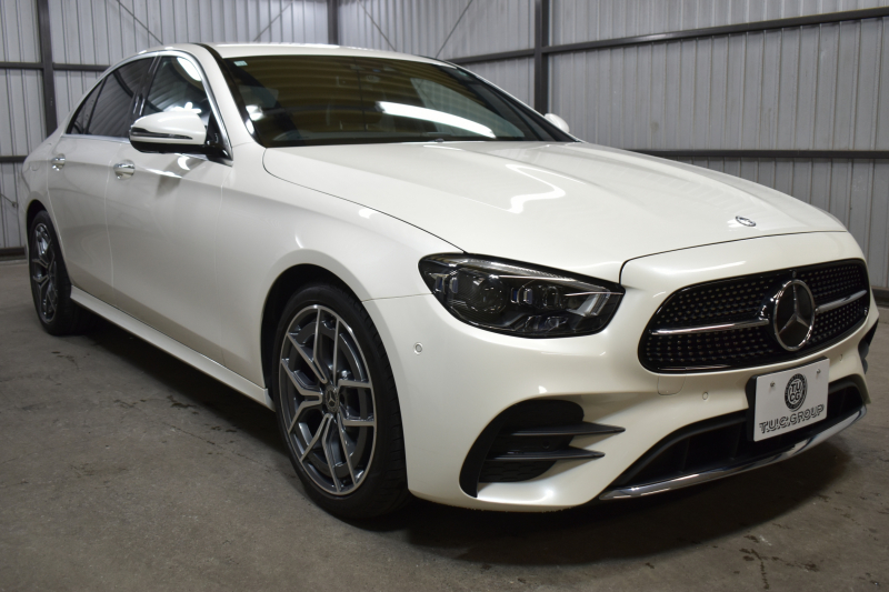 メルセデスベンツ Eクラス E200 ｽﾎﾟｰﾂ ｴｸｽｸﾙｰｼﾌﾞAMGﾗｲﾝｲﾝﾃﾘｱP ﾚｰﾀﾞｰｾｰﾌﾃｨP 後期型 MEｺﾈｸﾄ 燃費13.1KM 全席ﾋｰﾀｰ黒革 ﾃﾞｨｽﾄﾛ BSM Lﾁｪﾝｼﾞ AMGｴｱﾛ19AW ｷｰﾚｽGO ﾊﾟｰｸﾄﾛ HUD ﾌﾞﾙﾒS ﾏﾙﾁｶﾗｰｱﾝﾋﾞｴﾝﾄ 対話式ﾅﾋﾞ 360ｶﾒﾗ 2年保証