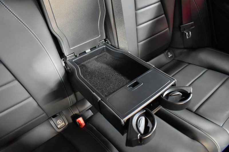 メルセデスベンツ Eクラス E200 ｽﾎﾟｰﾂ ｴｸｽｸﾙｰｼﾌﾞAMGﾗｲﾝｲﾝﾃﾘｱP ﾚｰﾀﾞｰｾｰﾌﾃｨP 1ｵｰﾅｰ 後期型 MEｺﾈｸﾄ 燃費13.1KM 全席ﾋｰﾀｰ黒革 ﾃﾞｨｽﾄﾛ BSM Lﾁｪﾝｼﾞ AMGｴｱﾛ19AW ｷｰﾚｽGO ﾊﾟｰｸﾄﾛ HUD ﾌﾞﾙﾒS ﾏﾙﾁｶﾗｰｱﾝﾋﾞｴﾝﾄ 対話式ﾅﾋﾞ 360ｶﾒﾗ 2年保証