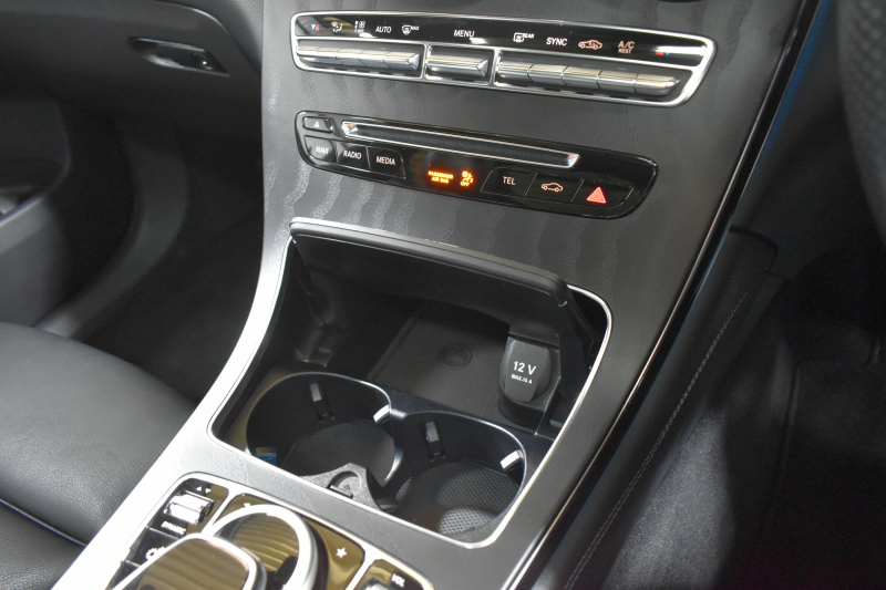 AMG GLC GLC43 4MATIC ﾚｻﾞｰｴｸｽｸﾙｰｼﾌﾞ ﾚｰﾀﾞｰｾｰﾌﾃｨP 3.0ﾀｰﾎﾞ V6 367馬力 MEｺﾈｸﾄ 9速ｺﾗﾑAT 4WD ｶﾞﾗｽｻﾝﾙｰﾌ 全席ﾋｰﾀｰ黒革 ﾃﾞｨｽﾄﾛ BSM Lｷｰﾌﾟ AMGｴｱﾛ20AW ｷｰﾚｽGO PTS ｻｲﾄﾞｽﾃｯﾌﾟ ﾌｯﾄｹﾞｰﾄ ﾌﾞﾙﾒｽﾀｰ 地ﾃﾞｼﾞﾅﾋﾞ 360ｶﾒﾗ 2年保証