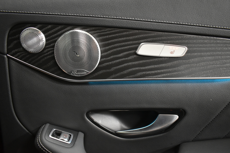 AMG GLC GLC43 4MATIC ﾚｻﾞｰｴｸｽｸﾙｰｼﾌﾞ ﾚｰﾀﾞｰｾｰﾌﾃｨP 3.0ﾀｰﾎﾞ V6 367馬力 MEｺﾈｸﾄ 9速ｺﾗﾑAT 4WD ｶﾞﾗｽｻﾝﾙｰﾌ 全席ﾋｰﾀｰ黒革 ﾃﾞｨｽﾄﾛ BSM Lｷｰﾌﾟ AMGｴｱﾛ20AW ｷｰﾚｽGO PTS ｻｲﾄﾞｽﾃｯﾌﾟ ﾌｯﾄｹﾞｰﾄ ﾌﾞﾙﾒｽﾀｰ 地ﾃﾞｼﾞﾅﾋﾞ 360ｶﾒﾗ 2年保証