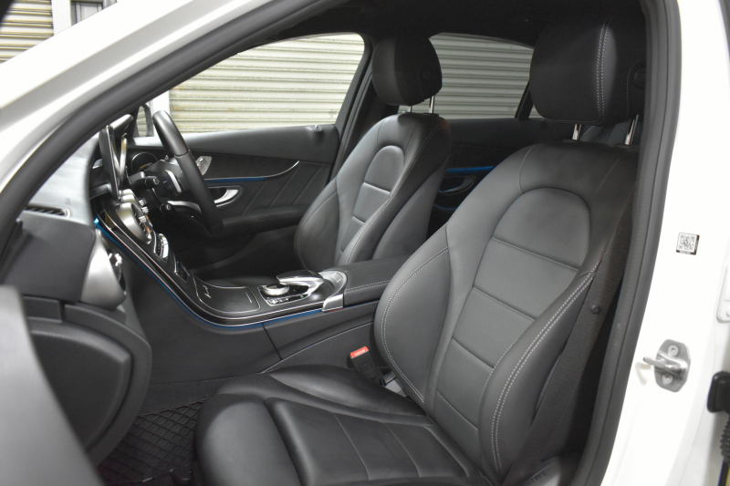 メルセデスベンツ Cクラス C220d ﾛｰﾚｳｽｴﾃﾞｨｼｮﾝ ﾚｰﾀﾞｰｾｰﾌﾃｨP 特別仕様車 1ｵｰﾅｰ MEｺﾈｸﾄ ﾋｰﾀｰ黒革 ﾃﾞｨｽﾄﾛ BSM Lｷｰﾌﾟ AMGｴｱﾛ18AW ｷｰﾚｽGO PTS LEDﾍｯﾄﾞﾗｲﾄ 地ﾃﾞｼﾞﾅﾋﾞ Bｶﾒﾗ 2年保証