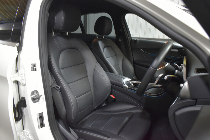 メルセデスベンツ Cクラス C220d ﾛｰﾚｳｽｴﾃﾞｨｼｮﾝ ﾚｰﾀﾞｰｾｰﾌﾃｨP 特別仕様車 1ｵｰﾅｰ MEｺﾈｸﾄ ﾋｰﾀｰ黒革 ﾃﾞｨｽﾄﾛ BSM Lｷｰﾌﾟ AMGｴｱﾛ18AW ｷｰﾚｽGO PTS LEDﾍｯﾄﾞﾗｲﾄ 地ﾃﾞｼﾞﾅﾋﾞ Bｶﾒﾗ 2年保証