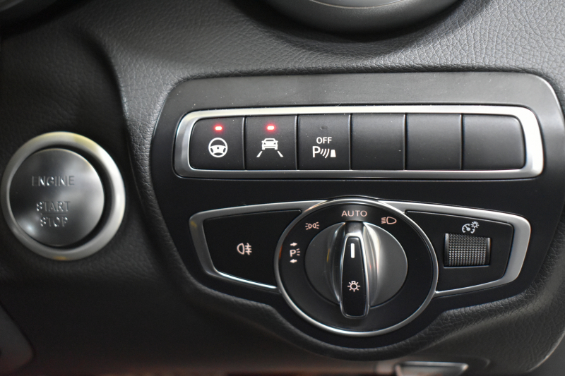 メルセデスベンツ Cクラス C220d ﾛｰﾚｳｽｴﾃﾞｨｼｮﾝ ﾚｰﾀﾞｰｾｰﾌﾃｨP 特別仕様車 1ｵｰﾅｰ MEｺﾈｸﾄ ﾋｰﾀｰ黒革 ﾃﾞｨｽﾄﾛ BSM Lｷｰﾌﾟ AMGｴｱﾛ18AW ｷｰﾚｽGO PTS LEDﾍｯﾄﾞﾗｲﾄ 地ﾃﾞｼﾞﾅﾋﾞ Bｶﾒﾗ 2年保証