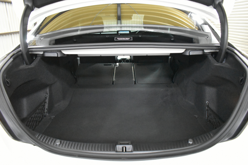 メルセデスベンツ Cクラス C220d ﾛｰﾚｳｽｴﾃﾞｨｼｮﾝ ﾚｰﾀﾞｰｾｰﾌﾃｨP 特別仕様車 1ｵｰﾅｰ MEｺﾈｸﾄ ﾋｰﾀｰ黒革 ﾃﾞｨｽﾄﾛ BSM Lｷｰﾌﾟ AMGｴｱﾛ18AW ｷｰﾚｽGO PTS LEDﾍｯﾄﾞﾗｲﾄ 地ﾃﾞｼﾞﾅﾋﾞ Bｶﾒﾗ 2年保証