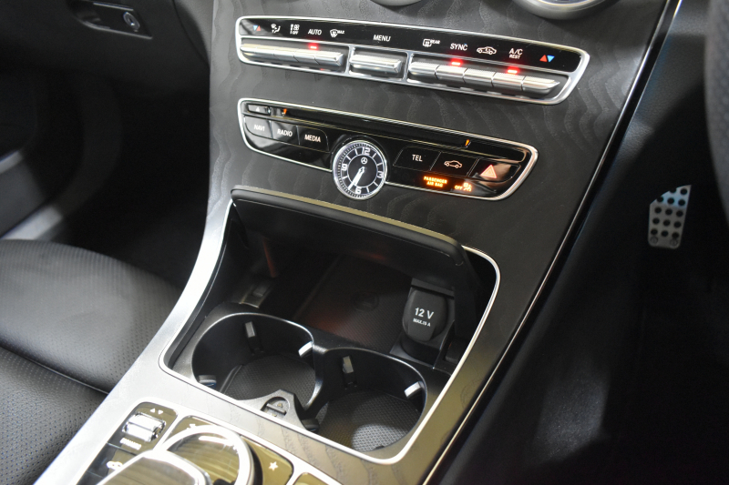 メルセデスベンツ Cクラス C220d ﾛｰﾚｳｽｴﾃﾞｨｼｮﾝ ﾚｰﾀﾞｰｾｰﾌﾃｨP 特別仕様車 1ｵｰﾅｰ MEｺﾈｸﾄ ﾋｰﾀｰ黒革 ﾃﾞｨｽﾄﾛ BSM Lｷｰﾌﾟ AMGｴｱﾛ18AW ｷｰﾚｽGO PTS LEDﾍｯﾄﾞﾗｲﾄ 地ﾃﾞｼﾞﾅﾋﾞ Bｶﾒﾗ 2年保証