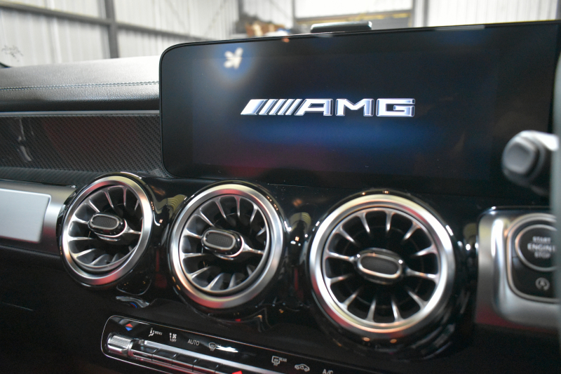 AMG GLB MercedesAMG GLB35 4ﾏﾁｯｸ ｱﾄﾞﾊﾞﾝｽﾄﾞﾊﾟｯｹｰｼﾞ ﾚｰﾀﾞｰｾｰﾌﾃｨP  1ｵ-ﾅ- ｻﾝﾙｰﾌ ﾋｰﾀｰ黒/赤革 対話式ﾅﾋﾞ ﾃﾞｨｽﾄﾛ BSM Lｷｰﾌﾟ AMGｴｱﾛ19AW ｷｰﾚｽGO PTS HUD  地ﾃﾞｼﾞﾅﾋﾞ 360ｶﾒﾗ 新車保証継承可