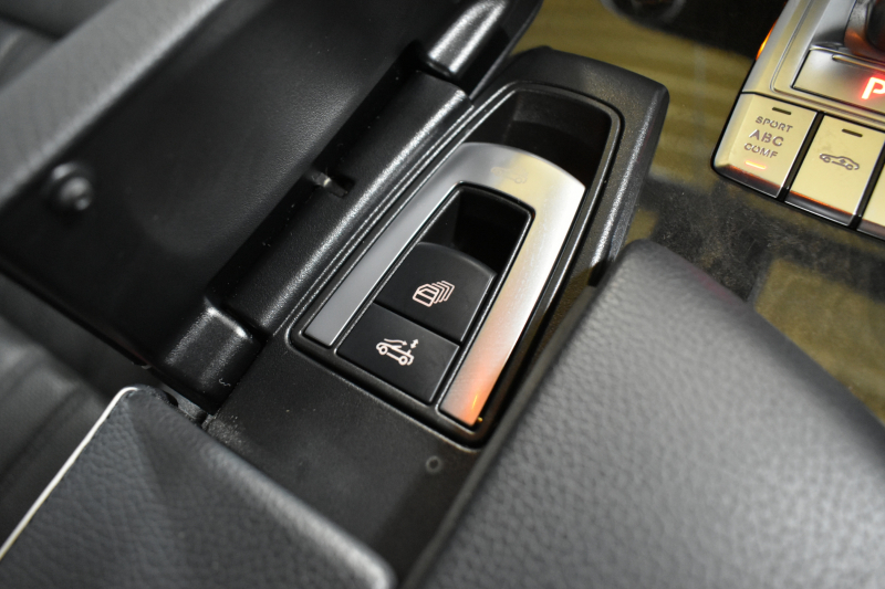 メルセデスベンツ SLクラス SL350 ﾚｰﾀﾞｰｾｰﾌﾃｨP ﾏｼﾞｯｸｽｶｲﾙｰﾌ ｴｱｽｶｰﾌ ﾋｰﾀｰ/ﾍﾞﾝﾁﾚｰﾀｰ黒革 ﾃﾞｨｽﾄﾛ ﾌﾞﾗｲﾝﾄﾞｽﾎﾟｯﾄ Lｷｰﾌﾟ AMGｴｱﾛ19AW ｷｰﾚｽGO PTS ﾌｯﾄﾄﾗﾝｸ 地ﾃﾞｼﾞﾅﾋﾞBｶﾒﾗ 2年保証