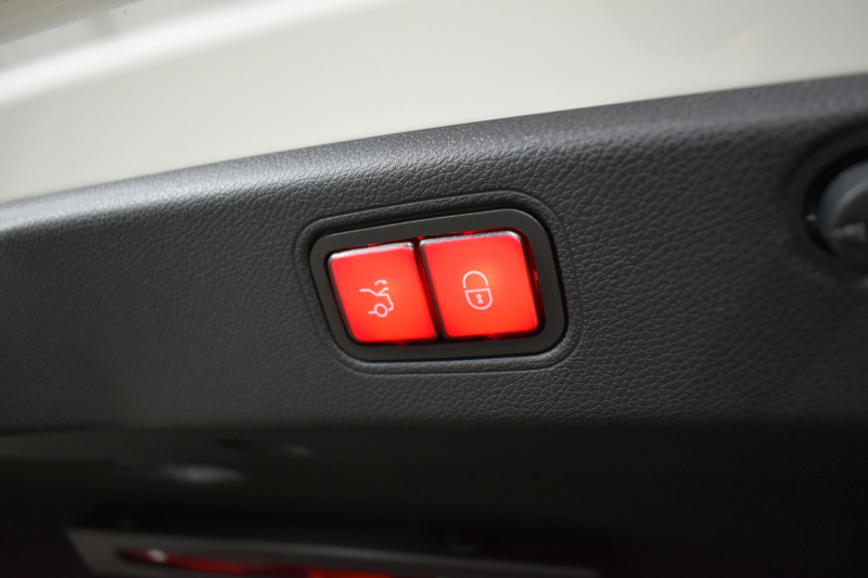 メルセデスベンツ CLS メルセデスベンツ CLS CLS450 4M ｽﾎﾟｰﾂ ｴｸｽｸﾙｰｼﾌﾞ ﾚｰﾀﾞｰSP 367馬力 ISG搭載 ｻﾝﾙｰﾌ ﾌﾞﾙﾒｽﾀｰS 全席ﾋｰﾀｰ&ｸｰﾗｰ黒革 ACC BSM AMGｴｱﾛ19AW ｷｰGO MEｺﾈ PTS ﾌｯﾄﾄﾗﾝｸ HUD 地ﾃﾞｼﾞ360ｶﾒﾗ 2年保証