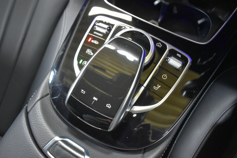 メルセデスベンツ Eクラス E400 4ﾏﾁｯｸ ﾜｺﾞﾝ ｴｸｽｸﾙｰｼﾌﾞ ﾚｰﾀﾞｰｾｰﾌﾃｨP 3.5V6ﾀｰﾎﾞ333馬力 4WD ｺﾗﾑ9速 全席ﾋｰﾀｰ黒革 ﾃﾞｨｽﾄﾛ BSM Lﾁｪﾝｼﾞ ｷｰﾚｽGO ﾊﾟｰｸﾄﾛ ﾌｯﾄｹﾞｰﾄ HUD ﾌﾞﾙﾒｽﾀｰS 地ﾃﾞｼﾞﾅﾋﾞ 360ｶﾒﾗ 2年保証