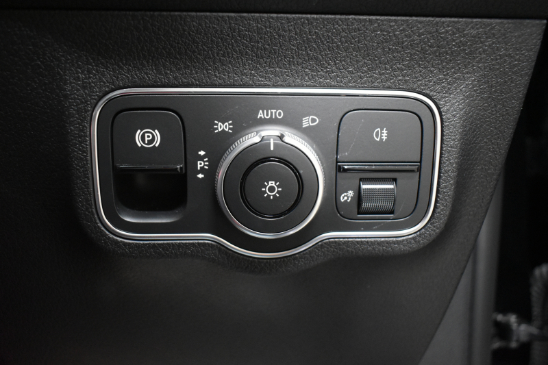 AMG GLB GLB35 4ﾏﾁｯｸ AMGｱﾄﾞﾊﾞﾝｽﾄﾞ＆ﾊﾟﾌｫｰﾏﾝｽP ﾚｰﾀﾞｰｾｰﾌﾃｨP ﾊﾟﾉﾗﾏｻﾝﾙｰﾌ ﾋｰﾀｰ黒/赤革 対話式ﾅﾋﾞ ﾃﾞｨｽﾄﾛﾆｯｸ ﾌﾞﾗｲﾝﾄﾞｽﾎﾟｯﾄ ﾚｰﾝｷｰﾌﾟ AMGｴｱﾛ19AW ｷｰﾚｽGO PTS ﾍｯﾄﾞｱｯﾌﾟD  地ﾃﾞｼﾞﾅﾋﾞ 360ｶﾒﾗ 2年保証