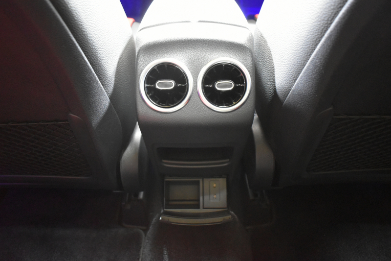 AMG GLB GLB35 4ﾏﾁｯｸ AMGｱﾄﾞﾊﾞﾝｽﾄﾞ＆ﾊﾟﾌｫｰﾏﾝｽP ﾚｰﾀﾞｰｾｰﾌﾃｨP ﾊﾟﾉﾗﾏｻﾝﾙｰﾌ ﾋｰﾀｰ黒/赤革 対話式ﾅﾋﾞ ﾃﾞｨｽﾄﾛﾆｯｸ ﾌﾞﾗｲﾝﾄﾞｽﾎﾟｯﾄ ﾚｰﾝｷｰﾌﾟ AMGｴｱﾛ19AW ｷｰﾚｽGO PTS ﾍｯﾄﾞｱｯﾌﾟD  地ﾃﾞｼﾞﾅﾋﾞ 360ｶﾒﾗ 2年保証