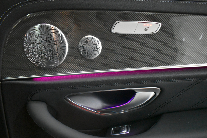 AMG Eクラス E53 4ﾏﾁｯｸ+ ｴｸｽｸﾙｰｼﾌﾞ ﾚｰﾀﾞｰｾｰﾌﾃｨP 3.0ﾘｯﾀｰ/435馬力 MEｺﾈｸﾄ 9速AT 4WD ﾊﾟﾉﾗﾏｻﾝﾙｰﾌ ﾋｰﾀｰｸｰﾗｰ黒革 ﾃﾞｨｽﾄﾛ BSM Lﾁｪﾝｼﾞ AMGｴｱﾛ20AW ｷｰﾚｽGO PTS ﾌﾞﾙﾒｽﾀｰ HUD ﾌｯﾄｹﾞｰﾄ LEDﾍｯﾄﾞﾗｲﾄ 地ﾃﾞｼﾞﾅﾋﾞ 360ｶﾒﾗ 2年保証