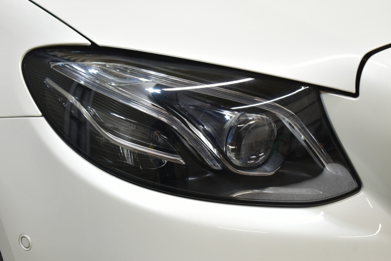 AMG Eクラス E53 4ﾏﾁｯｸ+ ｴｸｽｸﾙｰｼﾌﾞ ﾚｰﾀﾞｰｾｰﾌﾃｨP 3.0ﾘｯﾀｰ/435馬力 MEｺﾈｸﾄ 9速AT 4WD ﾊﾟﾉﾗﾏｻﾝﾙｰﾌ ﾋｰﾀｰｸｰﾗｰ黒革 ﾃﾞｨｽﾄﾛ BSM Lﾁｪﾝｼﾞ AMGｴｱﾛ20AW ｷｰﾚｽGO PTS ﾌﾞﾙﾒｽﾀｰ HUD ﾌｯﾄｹﾞｰﾄ LEDﾍｯﾄﾞﾗｲﾄ 地ﾃﾞｼﾞﾅﾋﾞ 360ｶﾒﾗ 2年保証