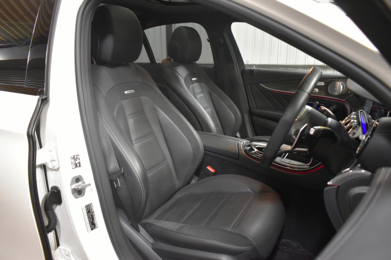 AMG Eクラス E53 4ﾏﾁｯｸ+ ｴｸｽｸﾙｰｼﾌﾞ ﾚｰﾀﾞｰｾｰﾌﾃｨP 3.0ﾘｯﾀｰ/435馬力 MEｺﾈｸﾄ 9速AT 4WD ﾊﾟﾉﾗﾏｻﾝﾙｰﾌ ﾋｰﾀｰｸｰﾗｰ黒革 ﾃﾞｨｽﾄﾛ BSM Lﾁｪﾝｼﾞ AMGｴｱﾛ20AW ｷｰﾚｽGO PTS ﾌﾞﾙﾒｽﾀｰ HUD ﾌｯﾄｹﾞｰﾄ LEDﾍｯﾄﾞﾗｲﾄ 地ﾃﾞｼﾞﾅﾋﾞ 360ｶﾒﾗ 2年保証