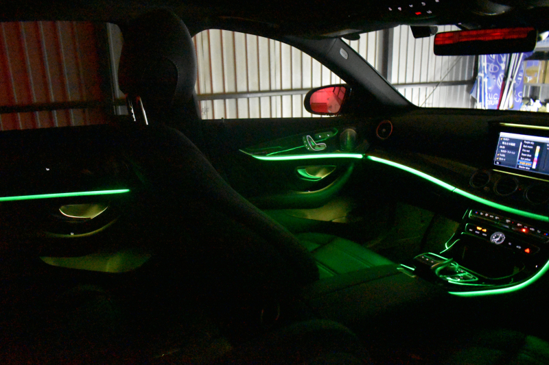 AMG Eクラス E53 4ﾏﾁｯｸ+ ｴｸｽｸﾙｰｼﾌﾞ ﾚｰﾀﾞｰｾｰﾌﾃｨP 3.0ﾘｯﾀｰ/435馬力 MEｺﾈｸﾄ 9速AT 4WD ﾊﾟﾉﾗﾏｻﾝﾙｰﾌ ﾋｰﾀｰｸｰﾗｰ黒革 ﾃﾞｨｽﾄﾛ BSM Lﾁｪﾝｼﾞ AMGｴｱﾛ20AW ｷｰﾚｽGO PTS ﾌﾞﾙﾒｽﾀｰ HUD ﾌｯﾄｹﾞｰﾄ LEDﾍｯﾄﾞﾗｲﾄ 地ﾃﾞｼﾞﾅﾋﾞ 360ｶﾒﾗ 2年保証