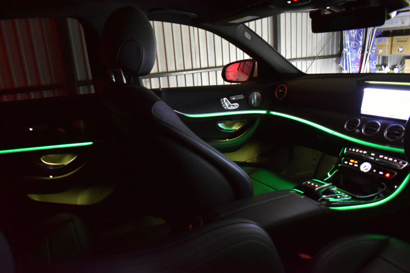 メルセデスベンツ Eクラス E220d AVG ｽﾎﾟｰﾂ ｴｸｽｸﾙｰｼﾌﾞ ﾚｰﾀﾞｰｾｰﾌﾃｨP ﾃﾞｨｰｾﾞﾙ燃費21.0 MEｺﾈｸﾄ ﾊﾟﾉﾗﾏｻﾝﾙｰﾌ 全席ﾋｰﾀｰ黒革 ﾃﾞｨｽﾄﾛ BSM Lﾁｪﾝｼﾞ AMGｴｱﾛ19AW ｷｰﾚｽGO ﾊﾟｰｸﾄﾛ 電動ﾄﾗﾝｸ ﾌﾞﾙﾒｽﾀｰ HUD 地ﾃﾞｼﾞﾅﾋﾞ 360ｶﾒﾗ 2年保証