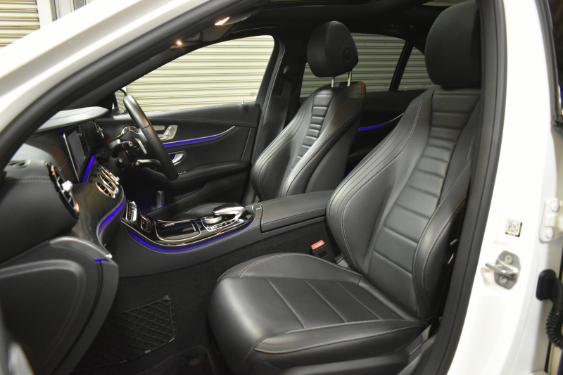 メルセデスベンツ Eクラス E220d AVG ｽﾎﾟｰﾂ ｴｸｽｸﾙｰｼﾌﾞ ﾚｰﾀﾞｰｾｰﾌﾃｨP ﾃﾞｨｰｾﾞﾙ燃費21.0 MEｺﾈｸﾄ ﾊﾟﾉﾗﾏｻﾝﾙｰﾌ 全席ﾋｰﾀｰ黒革 ﾃﾞｨｽﾄﾛ BSM Lﾁｪﾝｼﾞ AMGｴｱﾛ19AW ｷｰﾚｽGO ﾊﾟｰｸﾄﾛ 電動ﾄﾗﾝｸ ﾌﾞﾙﾒｽﾀｰ HUD 地ﾃﾞｼﾞﾅﾋﾞ 360ｶﾒﾗ 2年保証