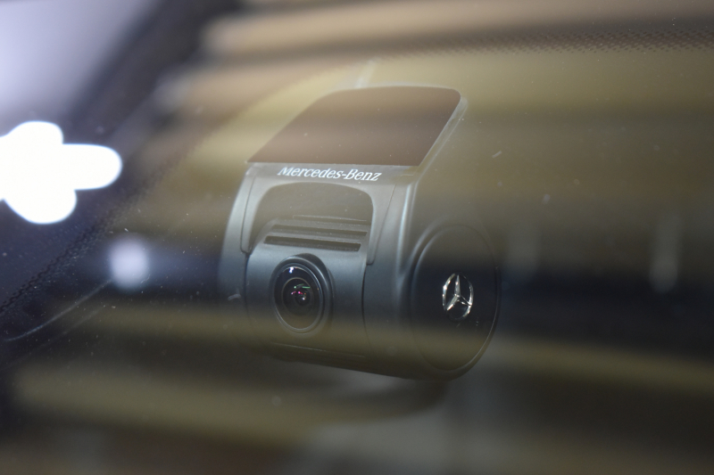 メルセデスベンツ Eクラス E220d AVG ｽﾎﾟｰﾂ ｴｸｽｸﾙｰｼﾌﾞ ﾚｰﾀﾞｰｾｰﾌﾃｨP ﾃﾞｨｰｾﾞﾙ燃費21.0 MEｺﾈｸﾄ ﾊﾟﾉﾗﾏｻﾝﾙｰﾌ 全席ﾋｰﾀｰ黒革 ﾃﾞｨｽﾄﾛ BSM Lﾁｪﾝｼﾞ AMGｴｱﾛ19AW ｷｰﾚｽGO ﾊﾟｰｸﾄﾛ 電動ﾄﾗﾝｸ ﾌﾞﾙﾒｽﾀｰ HUD 地ﾃﾞｼﾞﾅﾋﾞ 360ｶﾒﾗ 2年保証