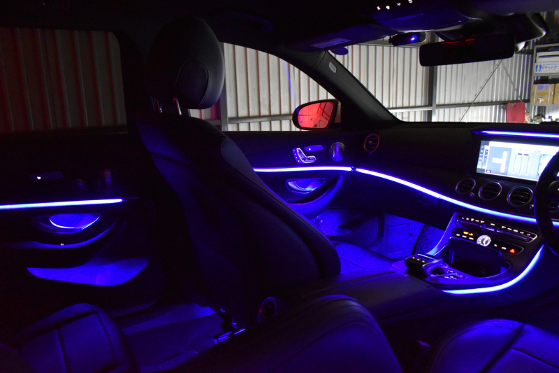 メルセデスベンツ Eクラス E200ﾜｺﾞﾝ AVG ｽﾎﾟｰﾂ 本革仕様 ﾚｰﾀﾞｰSP  9速AT 全席ﾋｰﾀｰ黒革 ﾃﾞｨｽﾄﾛ Bｽﾎﾟｯﾄ Lﾁｪﾝｼﾞ AMGｴｱﾛ19AW ｷｰﾚｽGO PTS ﾌｯﾄｹﾞｰﾄ ﾌﾞﾙﾒｽﾀｰS 地ﾃﾞｼﾞ360ｶﾒﾗ 2年保証