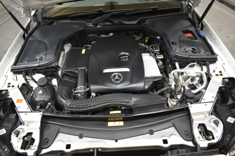 メルセデスベンツ Eクラス E200ﾜｺﾞﾝ AVG ｽﾎﾟｰﾂ 本革仕様 ﾚｰﾀﾞｰSP  9速AT 全席ﾋｰﾀｰ黒革 ﾃﾞｨｽﾄﾛ Bｽﾎﾟｯﾄ Lﾁｪﾝｼﾞ AMGｴｱﾛ19AW ｷｰﾚｽGO PTS ﾌｯﾄｹﾞｰﾄ ﾌﾞﾙﾒｽﾀｰS 地ﾃﾞｼﾞ360ｶﾒﾗ 2年保証