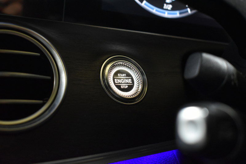 メルセデスベンツ Eクラス E200ﾜｺﾞﾝ AVG ｽﾎﾟｰﾂ 本革仕様 ﾚｰﾀﾞｰSP  9速AT 全席ﾋｰﾀｰ黒革 ﾃﾞｨｽﾄﾛ Bｽﾎﾟｯﾄ Lﾁｪﾝｼﾞ AMGｴｱﾛ19AW ｷｰﾚｽGO PTS ﾌｯﾄｹﾞｰﾄ ﾌﾞﾙﾒｽﾀｰS 地ﾃﾞｼﾞ360ｶﾒﾗ 2年保証