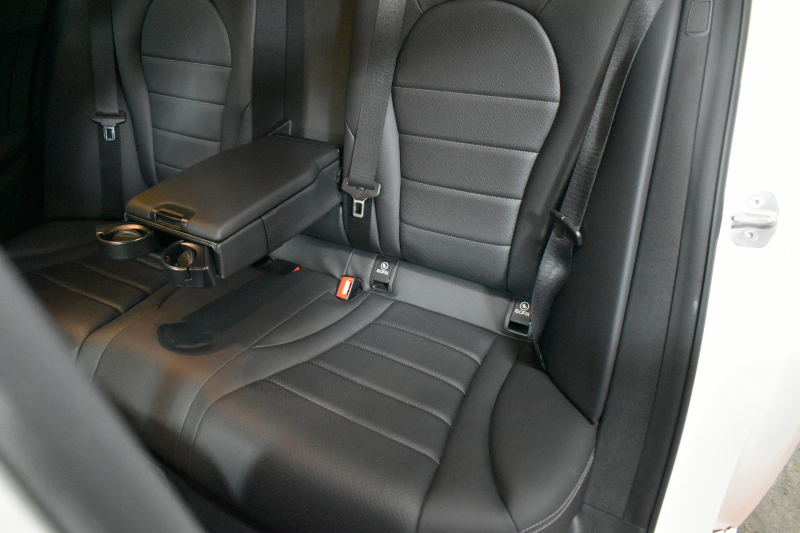 メルセデスベンツ Cクラス C200 ﾛｰﾚｳｽｴﾃﾞｨｼｮﾝ ｽﾎﾟｰﾂ+P ﾚｰﾀﾞｰｾｰﾌﾃｨP 最終特別仕様 MEｺﾈ 9速 BSG搭載 HUD ﾋｰﾀｰ黒革 ﾃﾞｨｽﾄﾛ BSM Lｷｰﾌﾟ AMGｴｱﾛ18AW ｷｰﾚｽGo PTS 液晶ﾒｰﾀｰ LEDﾍｯﾄﾞﾗｲﾄ 地ﾃﾞｼﾞﾅﾋﾞ Bｶﾒﾗ 2年保証