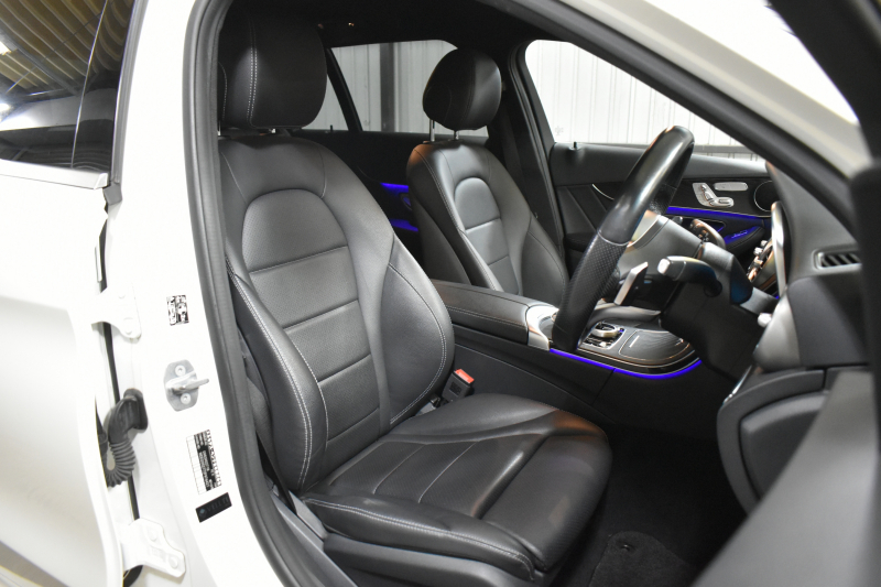 メルセデスベンツ Cクラス C200 ﾛｰﾚｳｽｴﾃﾞｨｼｮﾝ ｽﾎﾟｰﾂ+P ﾚｰﾀﾞｰｾｰﾌﾃｨP 最終特別仕様 MEｺﾈ 9速 BSG搭載 HUD ﾋｰﾀｰ黒革 ﾃﾞｨｽﾄﾛ BSM Lｷｰﾌﾟ AMGｴｱﾛ18AW ｷｰﾚｽGo PTS 液晶ﾒｰﾀｰ LEDﾍｯﾄﾞﾗｲﾄ 地ﾃﾞｼﾞﾅﾋﾞ Bｶﾒﾗ 2年保証