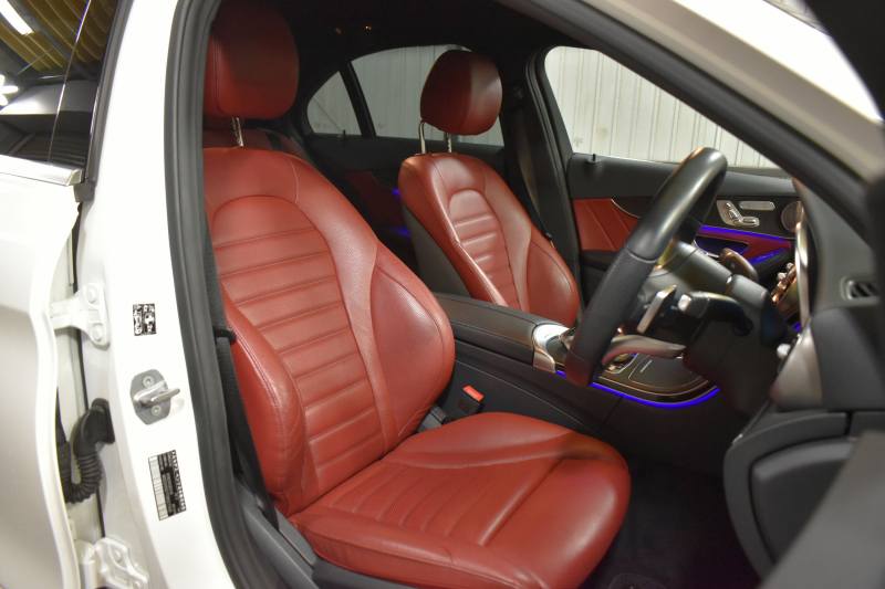 メルセデスベンツ Cクラス C200 ﾛｰﾚｳｽｴﾃﾞｨｼｮﾝ ﾚｻﾞｰｴｸｽｸﾙｰｼﾌﾞ ｽﾎﾟｰﾂ＋P ﾚｰﾀﾞｰｾｰﾌﾃｨP 最終特別仕様 MEｺﾈ BSG搭載 ﾋｰﾀｰｸｰﾗｰ赤革 ﾃﾞｨｽﾄﾛ BSM Lｷｰﾌﾟ AMGｴｱﾛ18AW ﾌﾞﾙﾒS 液晶ﾒｰﾀｰ  ﾌｯﾄﾄﾗﾝｸ HUD 地ﾃﾞｼﾞﾅﾋﾞ 360ｶﾒﾗ 2年保証