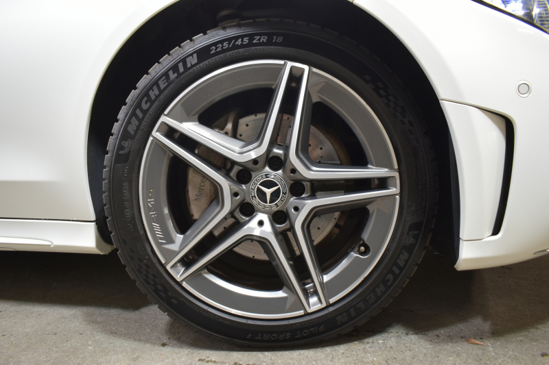 メルセデスベンツ Cクラス C200 ﾛｰﾚｳｽｴﾃﾞｨｼｮﾝ ﾚｻﾞｰｴｸｽｸﾙｰｼﾌﾞ ｽﾎﾟｰﾂ＋P ﾚｰﾀﾞｰｾｰﾌﾃｨP 最終特別仕様 MEｺﾈ BSG搭載 ﾋｰﾀｰｸｰﾗｰ赤革 ﾃﾞｨｽﾄﾛ BSM Lｷｰﾌﾟ AMGｴｱﾛ18AW ﾌﾞﾙﾒS 液晶ﾒｰﾀｰ  ﾌｯﾄﾄﾗﾝｸ HUD 地ﾃﾞｼﾞﾅﾋﾞ 360ｶﾒﾗ 2年保証