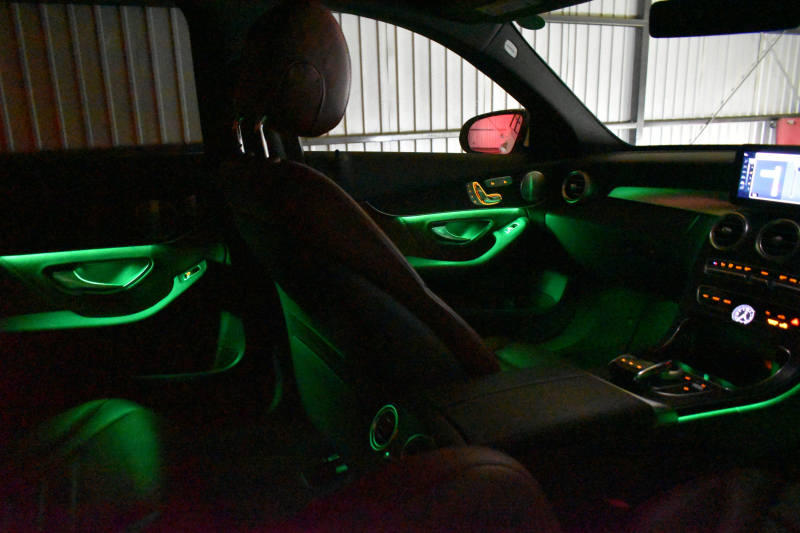 メルセデスベンツ Cクラス C200 ﾛｰﾚｳｽｴﾃﾞｨｼｮﾝ ﾚｻﾞｰｴｸｽｸﾙｰｼﾌﾞ ｽﾎﾟｰﾂ＋P ﾚｰﾀﾞｰｾｰﾌﾃｨP 最終特別仕様 MEｺﾈ BSG搭載 ﾋｰﾀｰｸｰﾗｰ赤革 ﾃﾞｨｽﾄﾛ BSM Lｷｰﾌﾟ AMGｴｱﾛ18AW ﾌﾞﾙﾒS 液晶ﾒｰﾀｰ  ﾌｯﾄﾄﾗﾝｸ HUD 地ﾃﾞｼﾞﾅﾋﾞ 360ｶﾒﾗ 2年保証