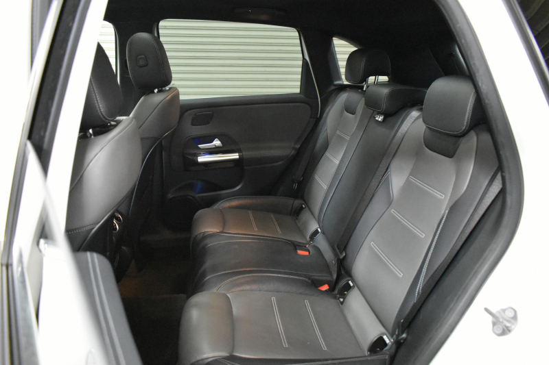 メルセデスベンツ Bクラス B200d AMGﾗｲﾝ AMGﾚｻﾞｰｴｸｽｸﾙｰｼﾌﾞP ｱﾄﾞﾊﾞﾝｽﾄﾞP ﾅﾋﾞｹﾞｰｼｮﾝP ﾊﾟﾉﾗﾏｻﾝﾙｰﾌ ﾚｰﾀﾞｰP 黒灰革 HUD 360ｶﾒﾗ ｱﾄﾞﾊﾞﾝｽﾄﾞｻｳﾝﾄﾞ AMGｴｱﾛ18AW ACC ﾚｰﾝｷｰﾌﾟ ﾏﾙﾁLEDﾍｯﾄﾞﾗｲﾄ MBUXﾅﾋﾞTV ﾌｯﾄｹﾞｰﾄ 2年保証