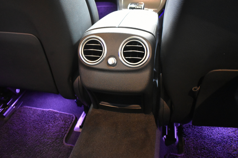 メルセデスベンツ Cクラス C200ﾜｺﾞﾝ AVG AMGﾗｲﾝ ﾊﾟﾉﾗﾏｻﾝﾙｰﾌ ﾚｰﾀﾞｰSP 後期型 ﾐｰｺﾈｸﾄ ﾃﾞｨｽﾄﾛ ﾚｰﾝﾁｪﾝｼﾞｱｼｽﾄ ﾌﾞﾗｲﾝﾄﾞS  ﾋｰﾀｰ黒革 AMGｴｱﾛ18AW ｷｰﾚｽGo PTS 電動Rｹﾞｰﾄ 地ﾃﾞｼﾞBｶﾒﾗ 2年保証