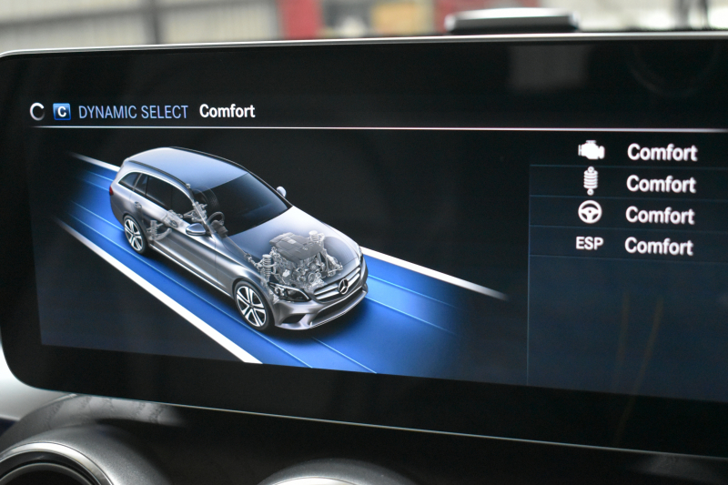 メルセデスベンツ Cクラス C200ﾜｺﾞﾝ AVG AMGﾗｲﾝ ﾊﾟﾉﾗﾏｻﾝﾙｰﾌ ﾚｰﾀﾞｰSP 後期型 ﾐｰｺﾈｸﾄ ﾃﾞｨｽﾄﾛ ﾚｰﾝﾁｪﾝｼﾞｱｼｽﾄ ﾌﾞﾗｲﾝﾄﾞS  ﾋｰﾀｰ黒革 AMGｴｱﾛ18AW ｷｰﾚｽGo PTS 電動Rｹﾞｰﾄ 地ﾃﾞｼﾞBｶﾒﾗ 2年保証