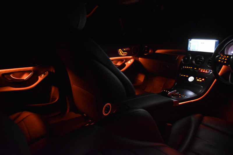 メルセデスベンツ Cクラス C200ﾜｺﾞﾝ AVG AMGﾗｲﾝ ﾊﾟﾉﾗﾏｻﾝﾙｰﾌ ﾚｰﾀﾞｰSP 後期型 ﾐｰｺﾈｸﾄ ﾃﾞｨｽﾄﾛ ﾚｰﾝﾁｪﾝｼﾞｱｼｽﾄ ﾌﾞﾗｲﾝﾄﾞS  ﾋｰﾀｰ黒革 AMGｴｱﾛ18AW ｷｰﾚｽGo PTS 電動Rｹﾞｰﾄ 地ﾃﾞｼﾞBｶﾒﾗ 2年保証