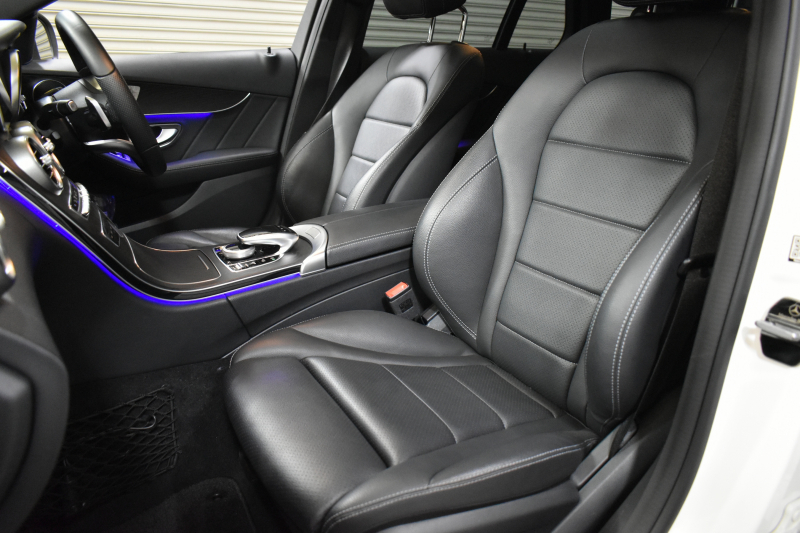 メルセデスベンツ Cクラス C200ﾜｺﾞﾝ AVG AMGﾗｲﾝ ﾊﾟﾉﾗﾏｻﾝﾙｰﾌ ﾚｰﾀﾞｰSP 後期型 ﾐｰｺﾈｸﾄ ﾃﾞｨｽﾄﾛ ﾚｰﾝﾁｪﾝｼﾞｱｼｽﾄ ﾌﾞﾗｲﾝﾄﾞS  ﾋｰﾀｰ黒革 AMGｴｱﾛ18AW ｷｰﾚｽGo PTS 電動Rｹﾞｰﾄ 地ﾃﾞｼﾞBｶﾒﾗ 2年保証