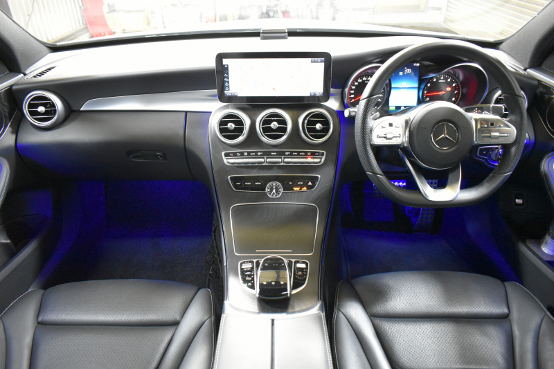 メルセデスベンツ Cクラス C200ﾜｺﾞﾝ AVG AMGﾗｲﾝ ﾊﾟﾉﾗﾏｻﾝﾙｰﾌ ﾚｰﾀﾞｰSP 後期型 ﾐｰｺﾈｸﾄ ﾃﾞｨｽﾄﾛ ﾚｰﾝﾁｪﾝｼﾞｱｼｽﾄ ﾌﾞﾗｲﾝﾄﾞS  ﾋｰﾀｰ黒革 AMGｴｱﾛ18AW ｷｰﾚｽGo PTS 電動Rｹﾞｰﾄ 地ﾃﾞｼﾞBｶﾒﾗ 2年保証