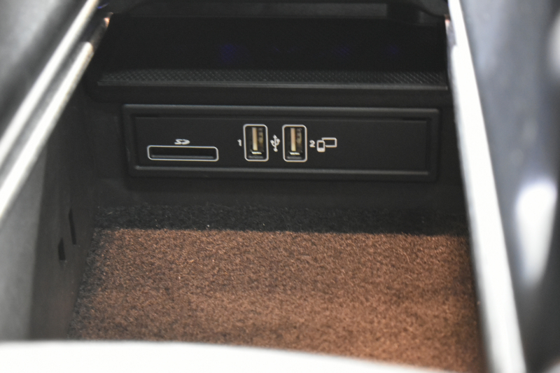 メルセデスベンツ Cクラス C200ﾜｺﾞﾝ AVG AMGﾗｲﾝ ﾊﾟﾉﾗﾏｻﾝﾙｰﾌ ﾚｰﾀﾞｰSP 後期型 ﾐｰｺﾈｸﾄ ﾃﾞｨｽﾄﾛ ﾚｰﾝﾁｪﾝｼﾞｱｼｽﾄ ﾌﾞﾗｲﾝﾄﾞS  ﾋｰﾀｰ黒革 AMGｴｱﾛ18AW ｷｰﾚｽGo PTS 電動Rｹﾞｰﾄ 地ﾃﾞｼﾞBｶﾒﾗ 2年保証