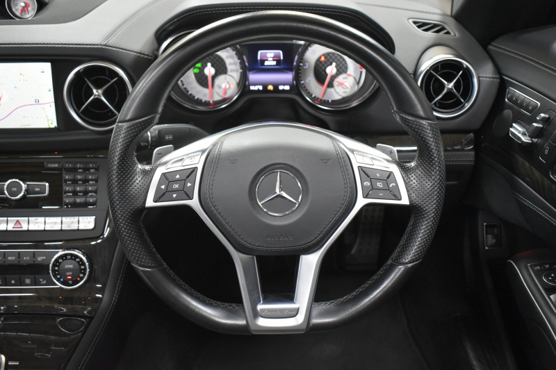 メルセデスベンツ SLクラス SL350 ﾚｰﾀﾞｰｾｰﾌﾃｨP 3.5ﾘｯﾀｰV6 306馬力 ﾏｼﾞｯｸｽｶｲﾙｰﾌ ｴｱｽｶｰﾌ ﾋｰﾀｰ黒革 ﾃﾞｨｽﾄﾛ BSM Lｷｰﾌﾟ AMGｴｱﾛ19AW ｷｰﾚｽGO PTS ﾌｯﾄﾄﾗﾝｸ 地ﾃﾞｼﾞﾅﾋﾞBｶﾒﾗ 2年保証