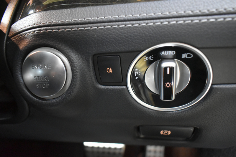 メルセデスベンツ SLクラス SL350 ﾚｰﾀﾞｰｾｰﾌﾃｨP 3.5ﾘｯﾀｰV6 306馬力 ﾏｼﾞｯｸｽｶｲﾙｰﾌ ｴｱｽｶｰﾌ ﾋｰﾀｰ黒革 ﾃﾞｨｽﾄﾛ BSM Lｷｰﾌﾟ AMGｴｱﾛ19AW ｷｰﾚｽGO PTS ﾌｯﾄﾄﾗﾝｸ 地ﾃﾞｼﾞﾅﾋﾞBｶﾒﾗ 2年保証