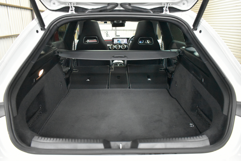 メルセデスベンツ CLAクラス CLA250 4MｼｭｰﾃｨﾝｸﾞB  AMGﾗｲﾝ AMGﾚｻﾞｰｴｸｽｸﾙｰｼﾌﾞ ｱﾄﾞﾊﾞﾝｽﾄﾞ RSP 1ｵｰﾅｰ ﾊﾟﾉﾗﾏｻﾝﾙｰﾌ ﾋｰﾀｰ黒灰革 ACC Lﾁｪﾝｼﾞ AMGｴｱﾛ18AW ｷｰGO HUD 対話式ﾅﾋﾞ 360ｶﾒﾗ 2年保証