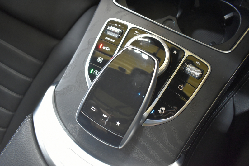 メルセデスベンツ GLCクーペ GLC250 4M ｸｰﾍﾟ ｽﾎﾟｰﾂ 本革仕様 ﾚｰﾀﾞｰｾｰﾌﾃｨP 全席ﾋｰﾀｰ革 ｻﾝﾙｰﾌ ﾃﾞｨｽﾄﾛ ﾌﾞﾗｲﾝﾄﾞｽﾎﾟｯﾄ Lｷｰﾌﾟ ｷｰﾚｽGo ﾍｯﾄﾞｱｯﾌﾟD 自動Fｹﾞｰﾄ ﾌﾞﾙﾒｽﾀｰS 地デジ360ｶﾒﾗ 2年保証