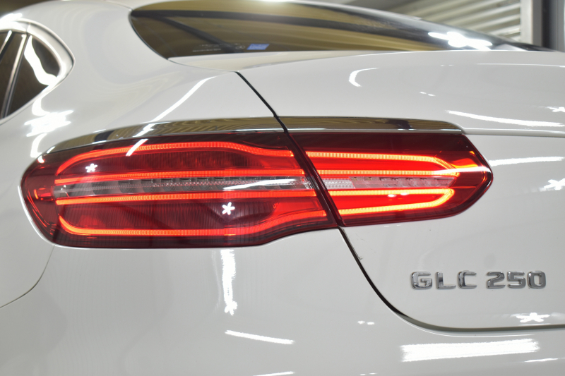 メルセデスベンツ GLCクーペ GLC250 4M ｸｰﾍﾟ ｽﾎﾟｰﾂ 本革仕様 ﾚｰﾀﾞｰｾｰﾌﾃｨP 全席ﾋｰﾀｰ革 ｻﾝﾙｰﾌ ﾃﾞｨｽﾄﾛ ﾌﾞﾗｲﾝﾄﾞｽﾎﾟｯﾄ Lｷｰﾌﾟ ｷｰﾚｽGo ﾍｯﾄﾞｱｯﾌﾟD 自動Fｹﾞｰﾄ ﾌﾞﾙﾒｽﾀｰS 地デジ360ｶﾒﾗ 2年保証