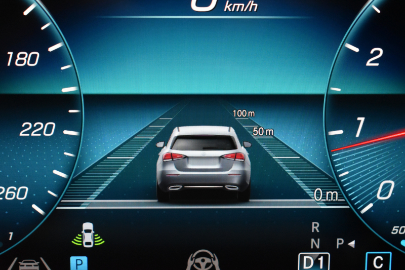 メルセデスベンツ Aクラス A180 Edition1 ﾚｰﾀﾞｰSP 限定150台 MEｺﾈｸﾄ MBUXｼｽﾃﾑ Edition1専用内装 ﾃﾞｨｽﾄﾛﾆｯｸﾌﾟﾗｽ ﾌﾞﾗｲﾝﾄﾞｽﾎﾟｯﾄ ﾚｰﾝﾁｪﾝｼﾞ AMGｴｱﾛ19AW ﾏﾙﾁLED ｷｰGO PTS HUD 10.25ｲﾝﾁｺｯｸﾋﾟｯﾄﾃﾞｨｽﾌﾟﾚｲ 360ｶﾒﾗ 2年保証