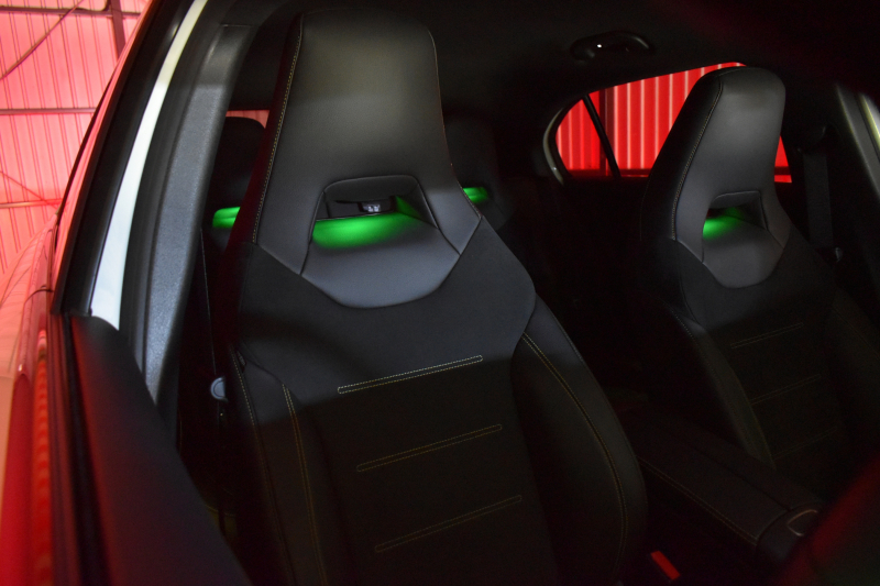 メルセデスベンツ Aクラス A180 Edition1 ﾚｰﾀﾞｰSP 限定150台 MEｺﾈｸﾄ MBUXｼｽﾃﾑ Edition1専用内装 ﾃﾞｨｽﾄﾛﾆｯｸﾌﾟﾗｽ ﾌﾞﾗｲﾝﾄﾞｽﾎﾟｯﾄ ﾚｰﾝﾁｪﾝｼﾞ AMGｴｱﾛ19AW ﾏﾙﾁLED ｷｰGO PTS HUD 10.25ｲﾝﾁｺｯｸﾋﾟｯﾄﾃﾞｨｽﾌﾟﾚｲ 360ｶﾒﾗ 2年保証