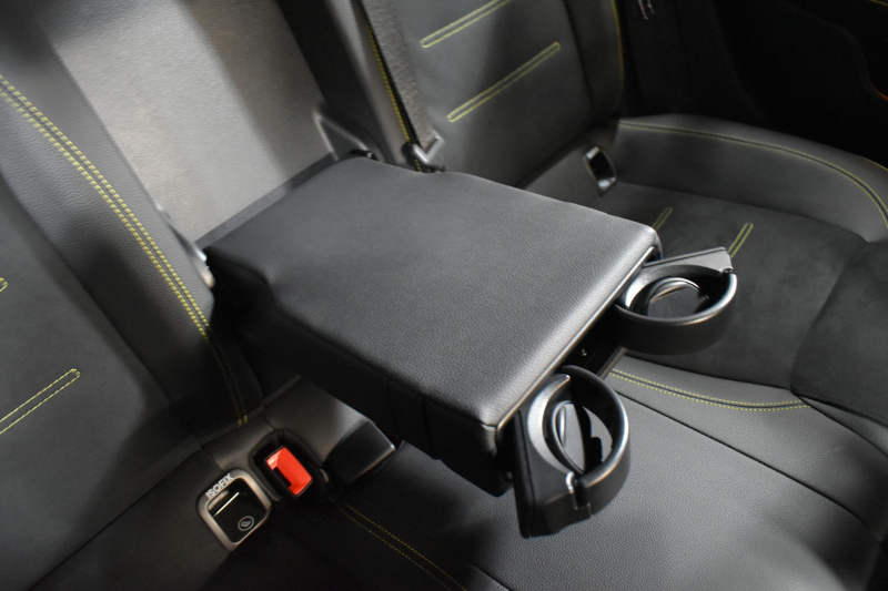 メルセデスベンツ Aクラス A180 Edition1 ﾚｰﾀﾞｰSP 限定150台 MEｺﾈｸﾄ MBUXｼｽﾃﾑ Edition1専用内装 ﾃﾞｨｽﾄﾛﾆｯｸﾌﾟﾗｽ ﾌﾞﾗｲﾝﾄﾞｽﾎﾟｯﾄ ﾚｰﾝﾁｪﾝｼﾞ AMGｴｱﾛ19AW ﾏﾙﾁLED ｷｰGO PTS HUD 10.25ｲﾝﾁｺｯｸﾋﾟｯﾄﾃﾞｨｽﾌﾟﾚｲ 360ｶﾒﾗ 2年保証