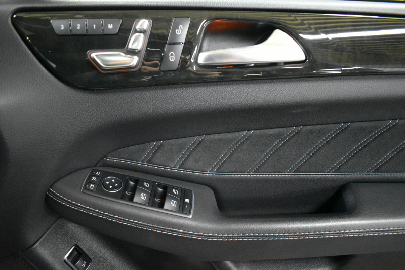 メルセデスベンツ GLE GLE350d 4Mｸｰﾍﾟ ｽﾎﾟｰﾂｵﾚﾝｼﾞｱｰﾄｴﾃﾞｨｼｮﾝ100台限定 ﾚｰﾀﾞｰｾｰﾌﾃｨP 直噴V6 ﾊﾟﾉﾗﾏｻﾝﾙｰﾌ 専用内装 AMGｴｱﾛ専用21AW ｻｲﾄﾞｽﾃｯﾌﾟ ｷｰGo ACC ﾊｰﾏﾝK 地ﾃﾞｼﾞﾅﾋﾞ360ｶﾒﾗ LEDﾍｯﾄﾞﾗｲﾄ 2年保証