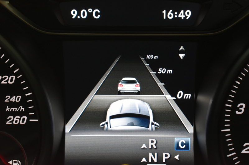 メルセデスベンツ GLA GLA220 4M ﾚｻﾞｰEXC ﾚｰﾀﾞｰSP  後期型 184馬力 4WD 1ｵｰﾅｰ ﾊﾟﾉﾗﾏｻﾝﾙｰﾌ ﾋｰﾀｰ黒革 ﾃﾞｨｽﾄﾛ Bｽﾎﾟｯﾄ 専用18AW&ﾊﾞﾝﾊﾟｰ 駐車支援 ｷｰGO ﾊｰﾏﾝK PTS ﾌｯﾄｹﾞｰﾄ 地ﾃﾞｼﾞBｶﾒﾗ 2年保証