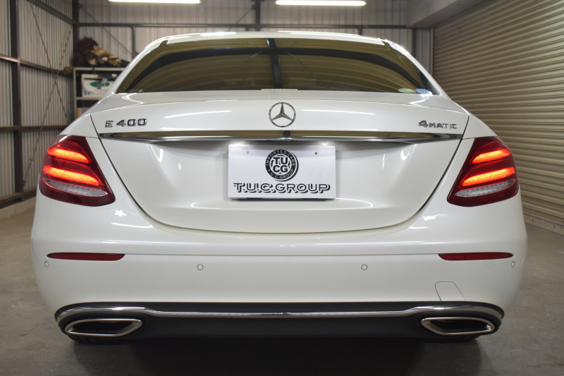 メルセデスベンツ Eクラス E400 4ﾏﾁｯｸ EXCLUSIVE ﾚｰﾀﾞｰｾｰﾌﾃｨP 333馬力V6 4WD ﾋｰﾀｰ黒革 HUD ﾃﾞｨｽﾄﾛ BSM Lﾁｪﾝｼﾞ 専用18AW ｷｰﾚｽGO PTS ﾌｯﾄﾄﾗﾝｸ 地ﾃﾞｼﾞﾅﾋﾞ 360ｶﾒﾗ ﾏﾙﾁｱﾝﾋﾞｴﾝﾄﾗｲﾄ 2年保証